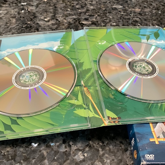 Classic Gillan’s Island DVDs, Complete Season 1 and 2 - Picture 4 of 5